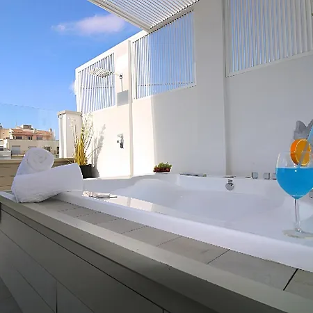 Penthouse With Jacuzzi On The Terrace Apartment *